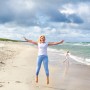 Łeba plaża: przewodnik po miejscach do kąpieli i wypoczynku​